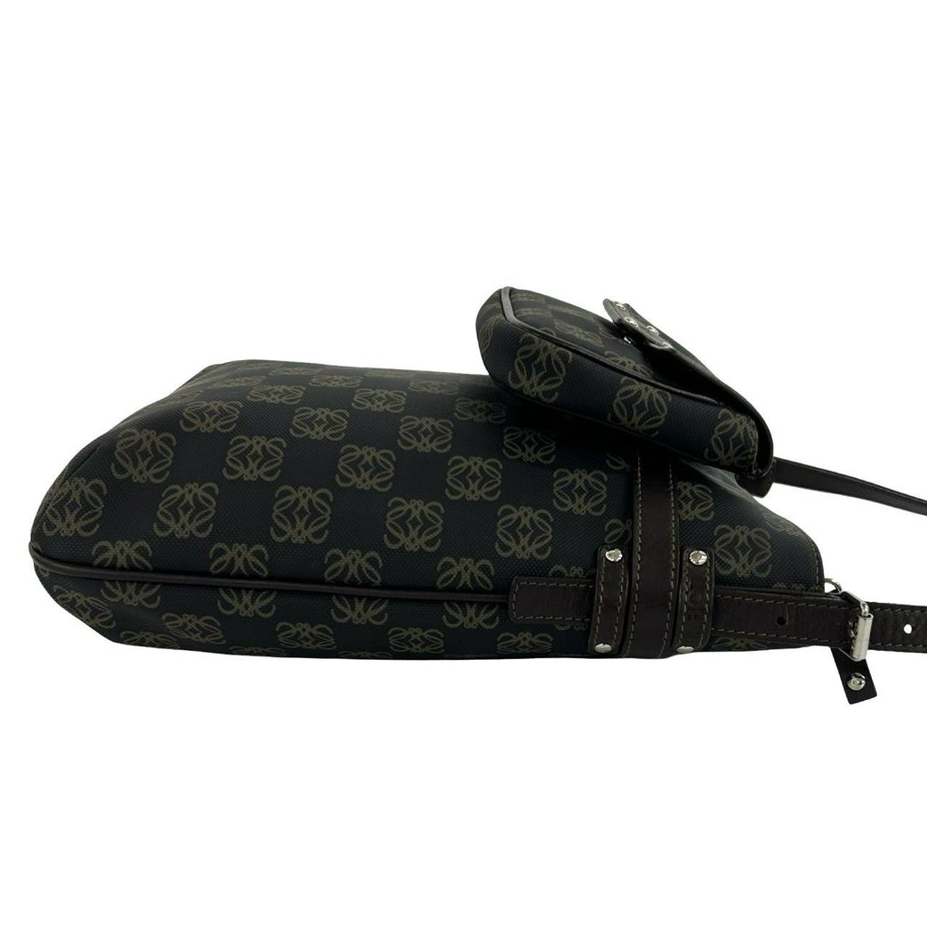 Loewe Anagram Pattern Logo Embossed Leather Shoulder Bag Crossbody Pochette — view 6