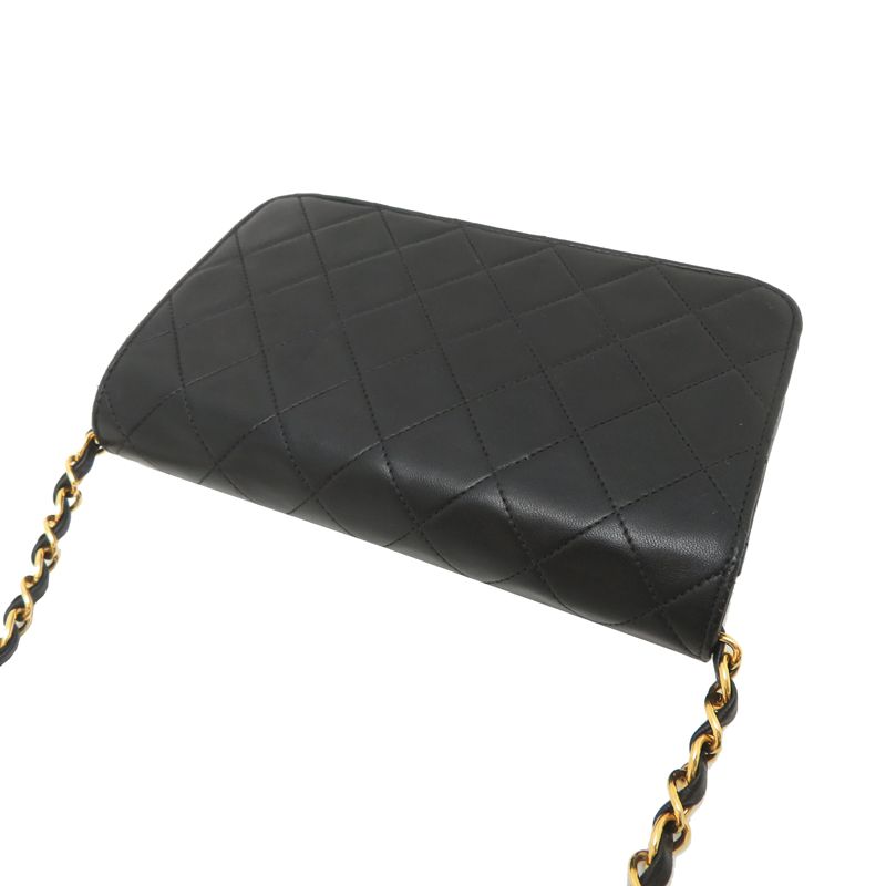 Chanel Shoulder Bag Black — view 4