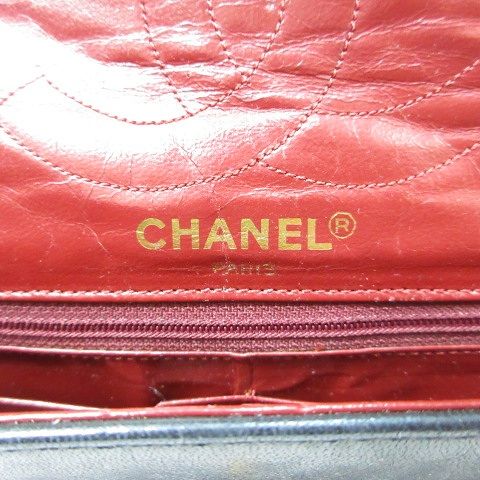 Chanel Shoulder Bag Chain Quilted CC Logo Leather Black — view 3