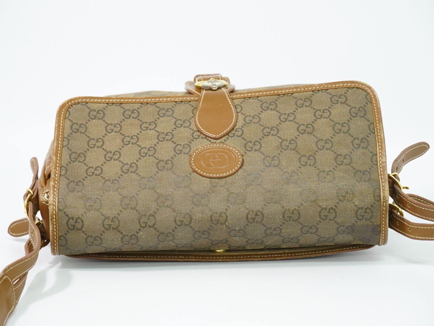 Gucci GG Supreme Shoulder Bag Pochette Brown Vintage — view 5
