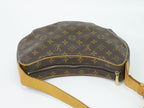 Louis Vuitton LV Croissant MM Monogram Shoulder Bag Brown Vintage — view 5