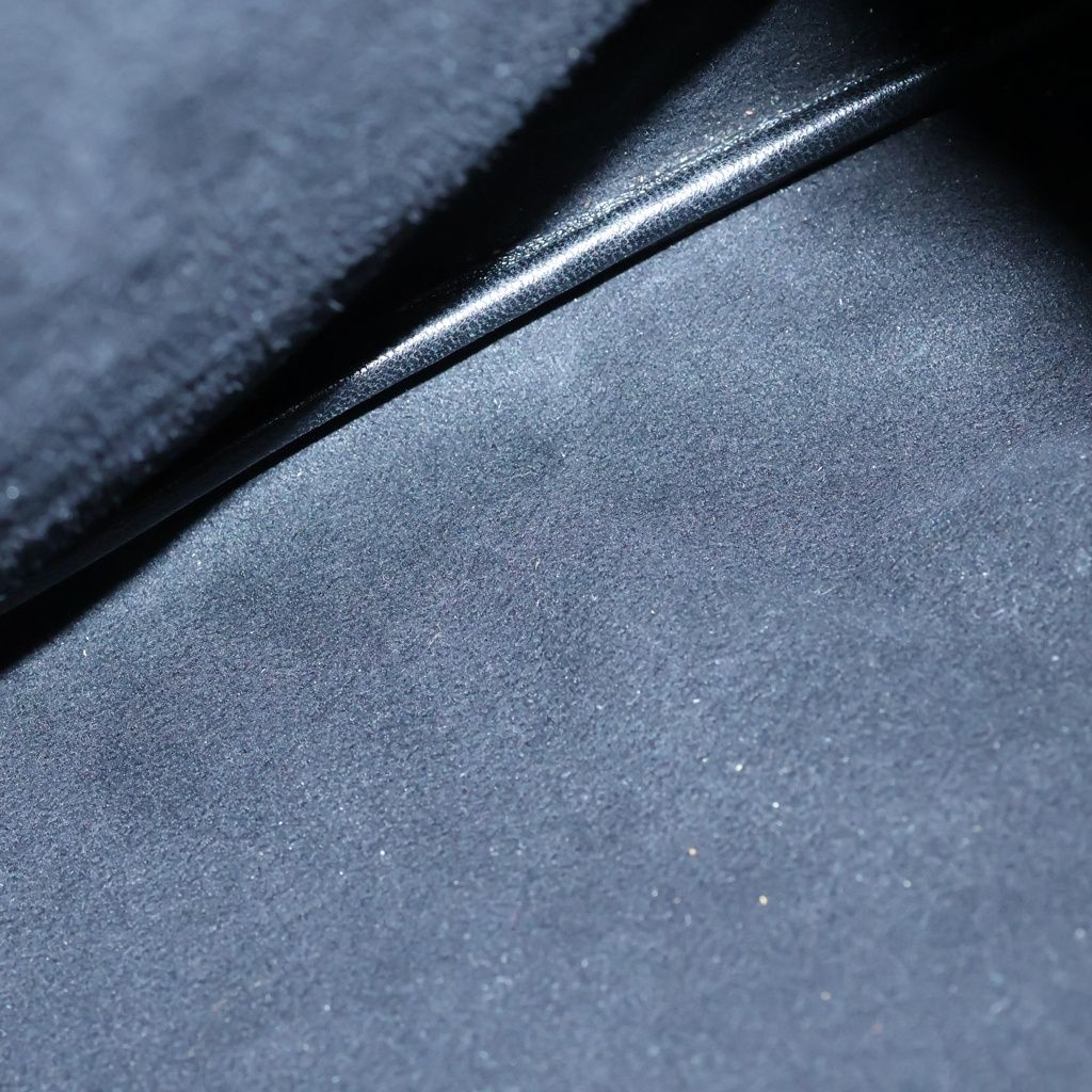 Saint Laurent Paris Teddy Small Leather Shoulder Bag Drawstring Black — view 8