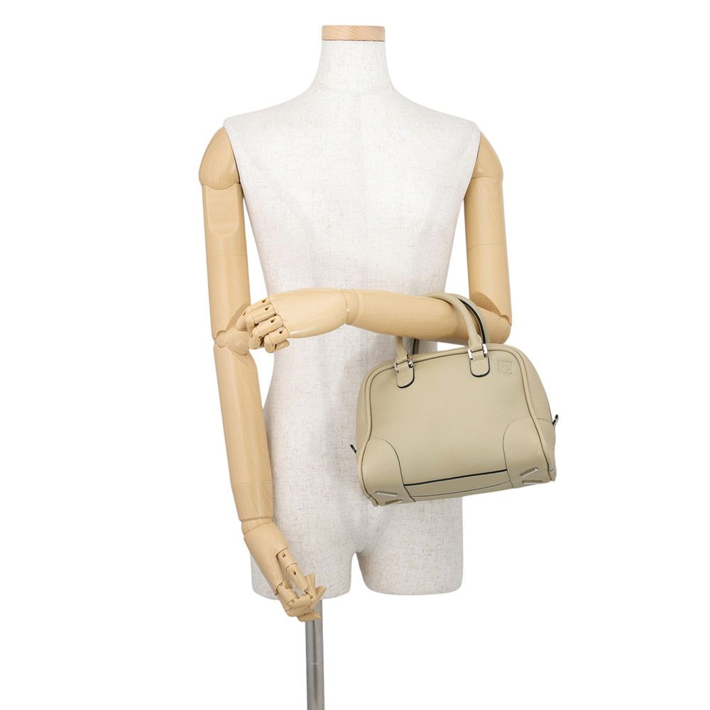 Loewe Amazona 75 Leather Handbag — view 4