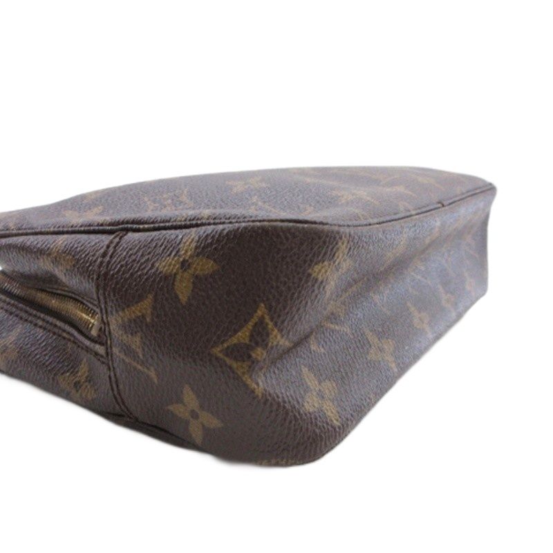 Louis Vuitton Monogram Trousse Toilet 23 Clutch — view 4