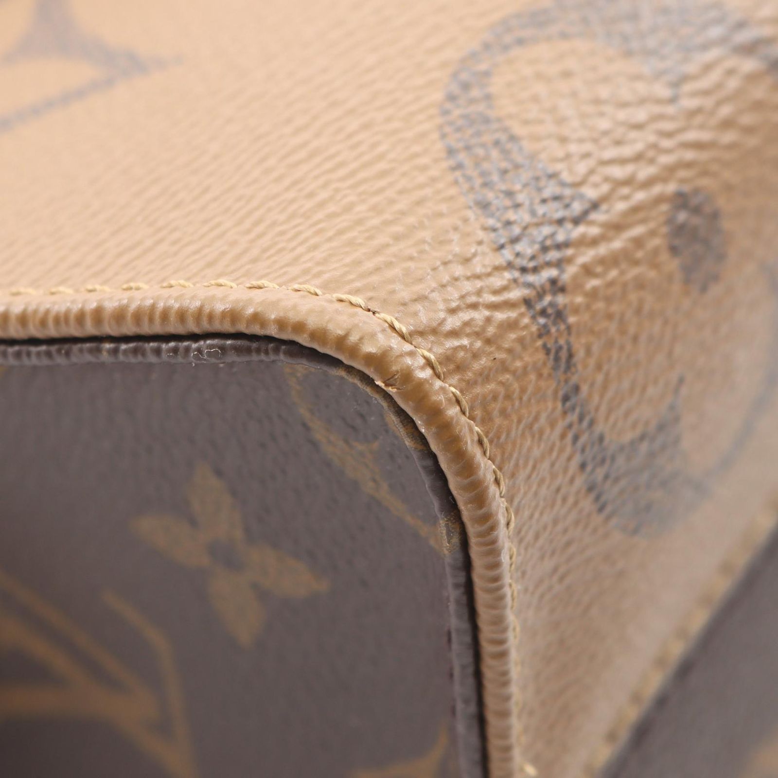 Louis Vuitton Handbag On The Go East West Chain Monogram Reverse 2-Way Canvas on — view 7