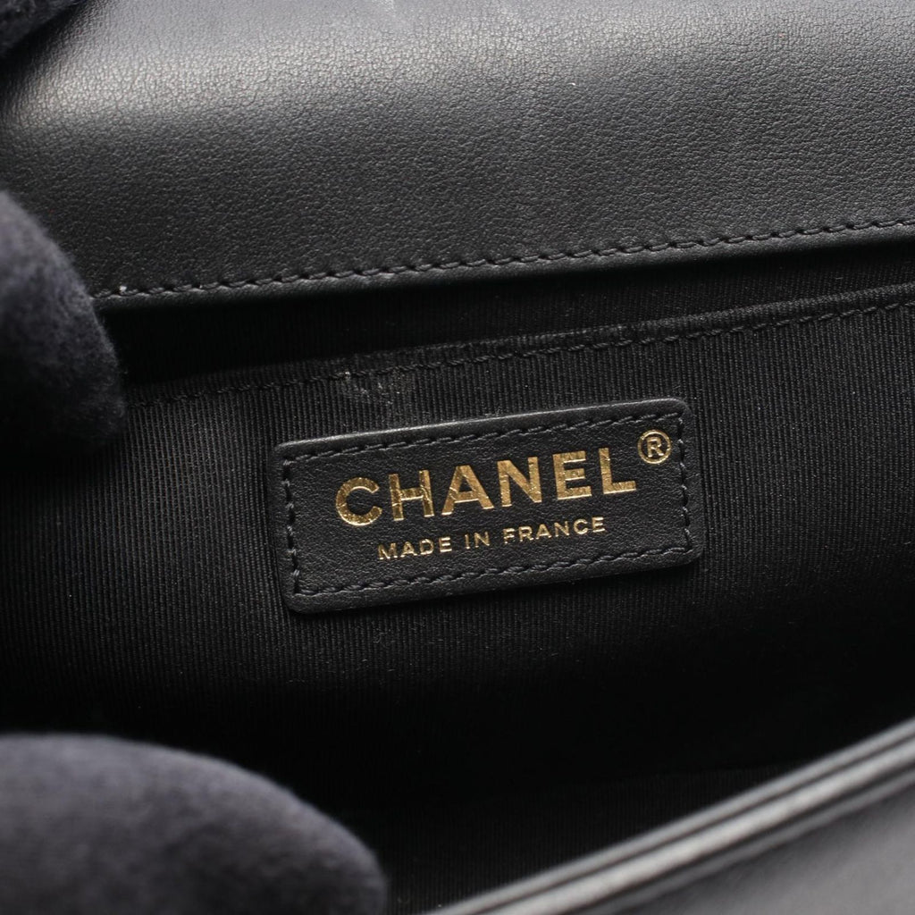 Chanel Shoulder Bag Boy Black Lambskin Boy Chain — view 4