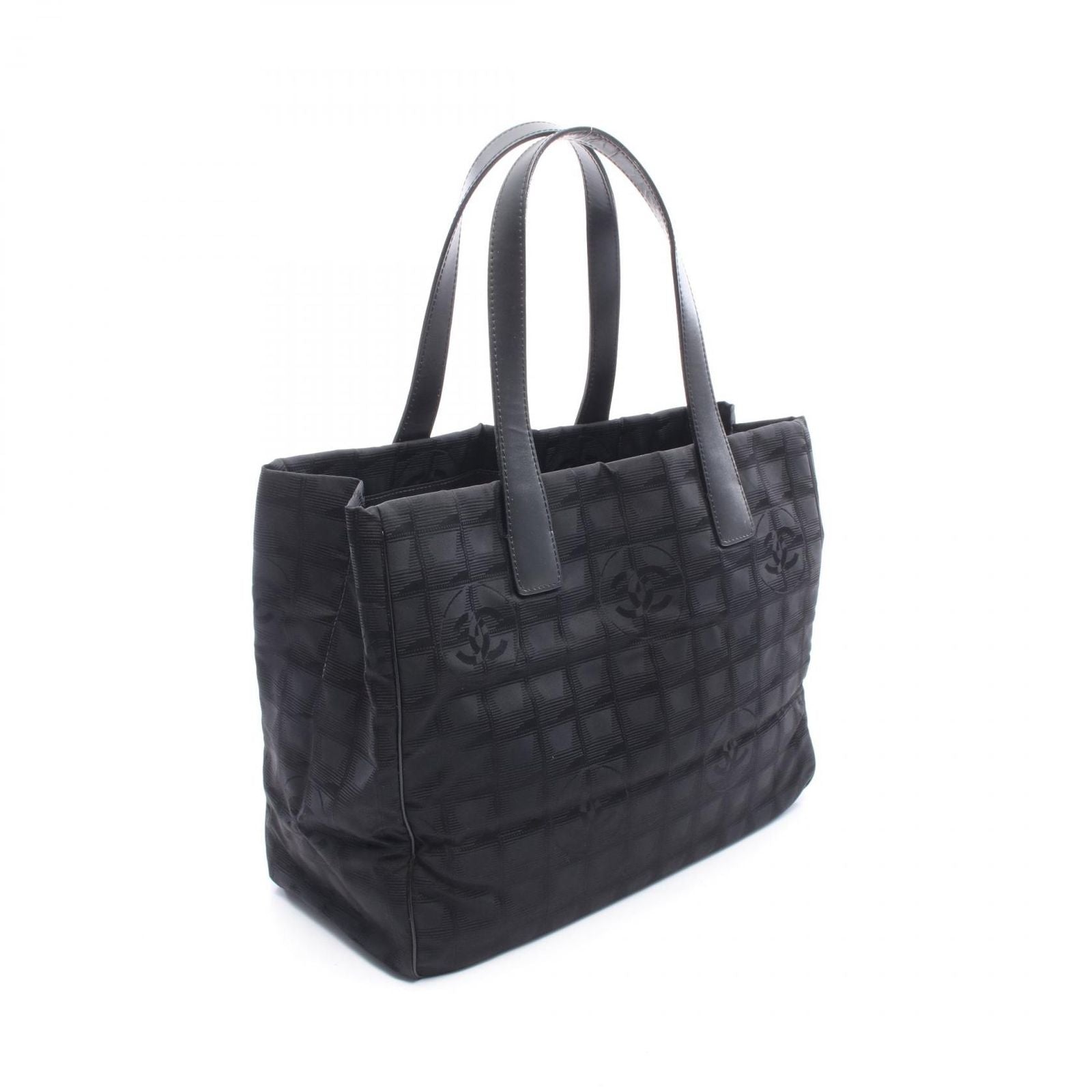 Chanel Tote Bag New Travel Line MM Black Nylon Leather MM — view 2