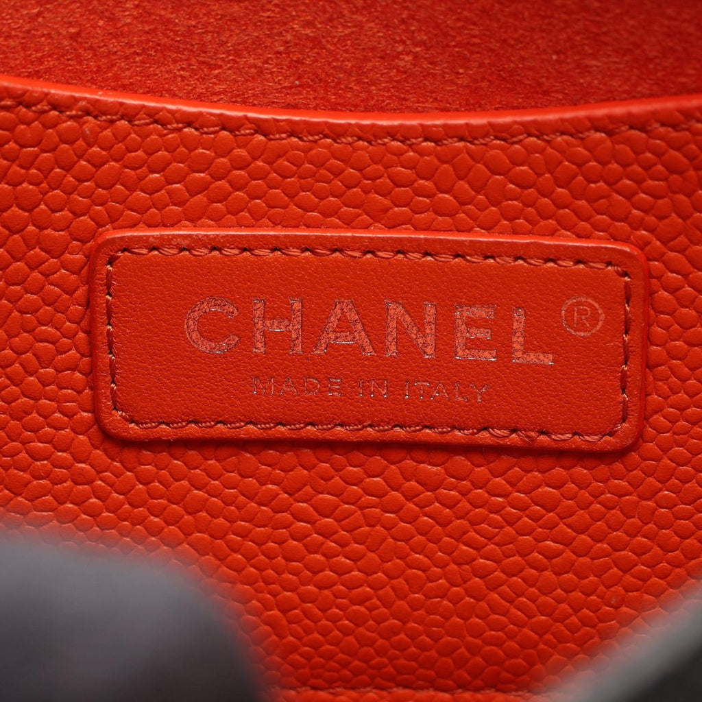 Chanel Shoulder Bag Round Flap Perforated Combination Black Caviar Leather — view 4