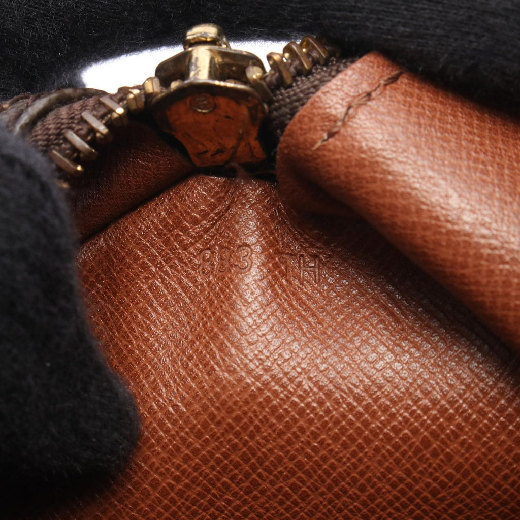 Louis Vuitton Papillon 30 Monogram Vintage Handbag — view 5