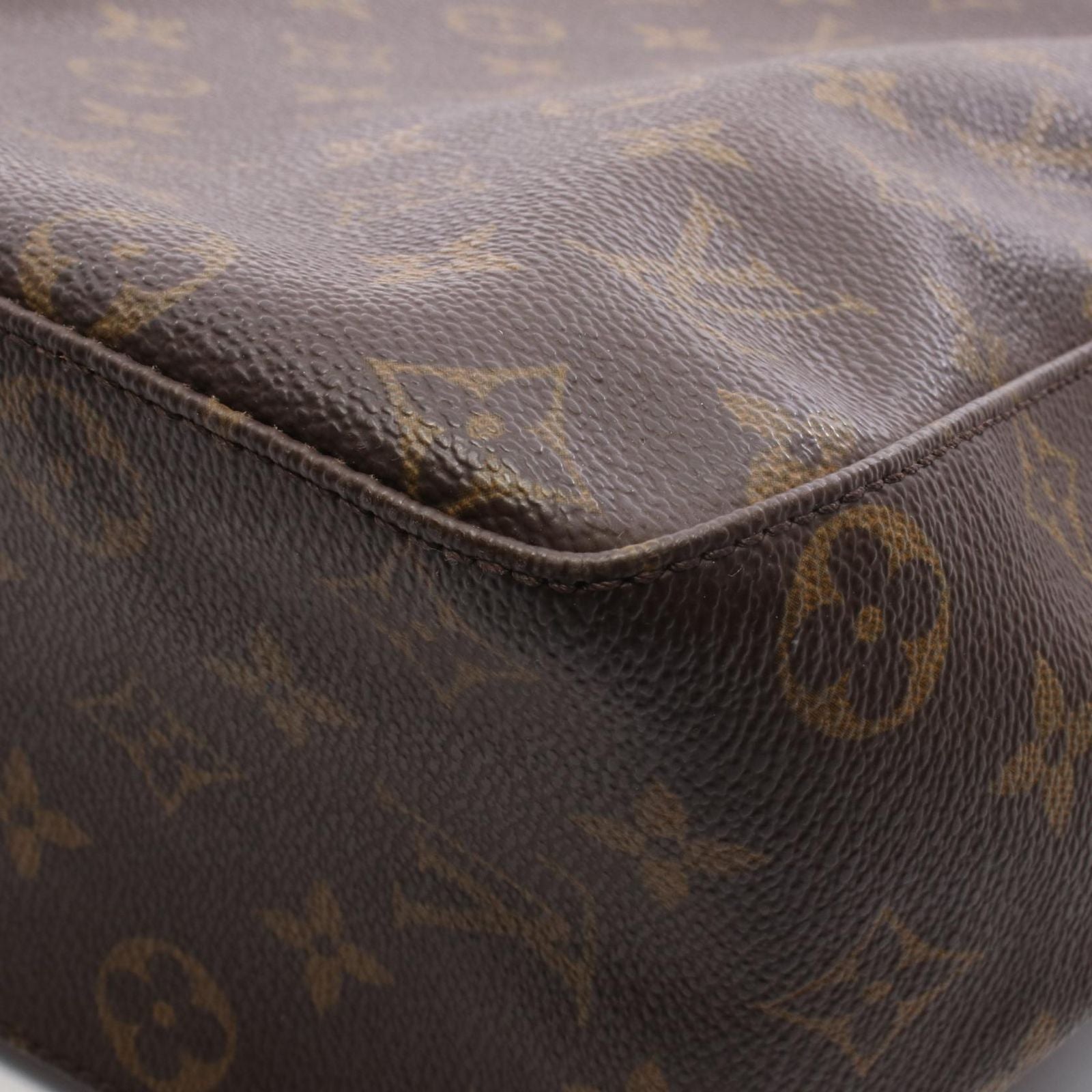 Louis Vuitton Shoulder Bag Looping GM Monogram Canvas Leather — view 7