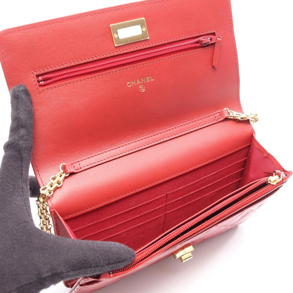 Chanel Shoulder Bag 2.55 Quilted Red Calfskin Chain Wallet — view 3