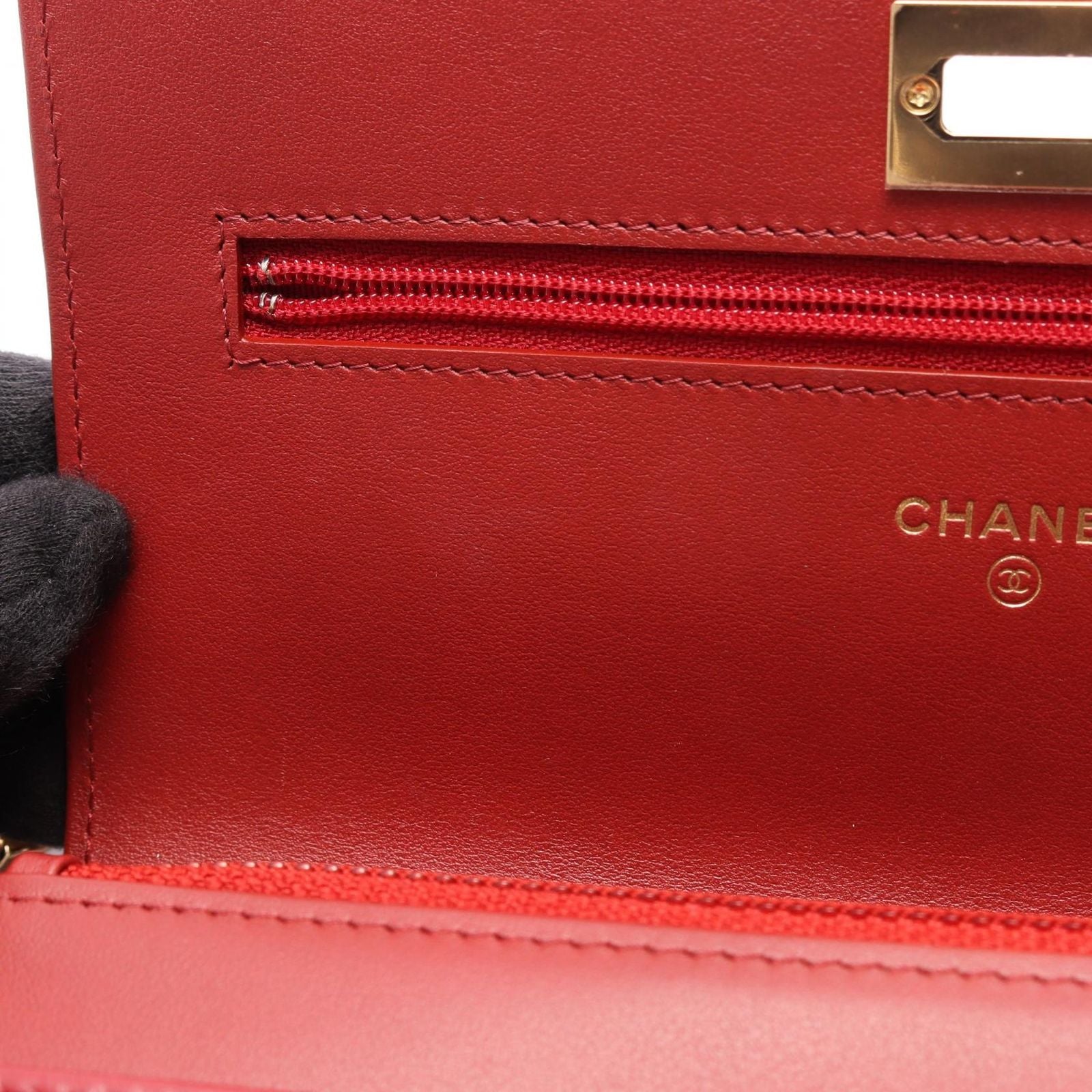 Chanel Shoulder Bag 2.55 Quilted Red Calfskin Chain Wallet — view 7