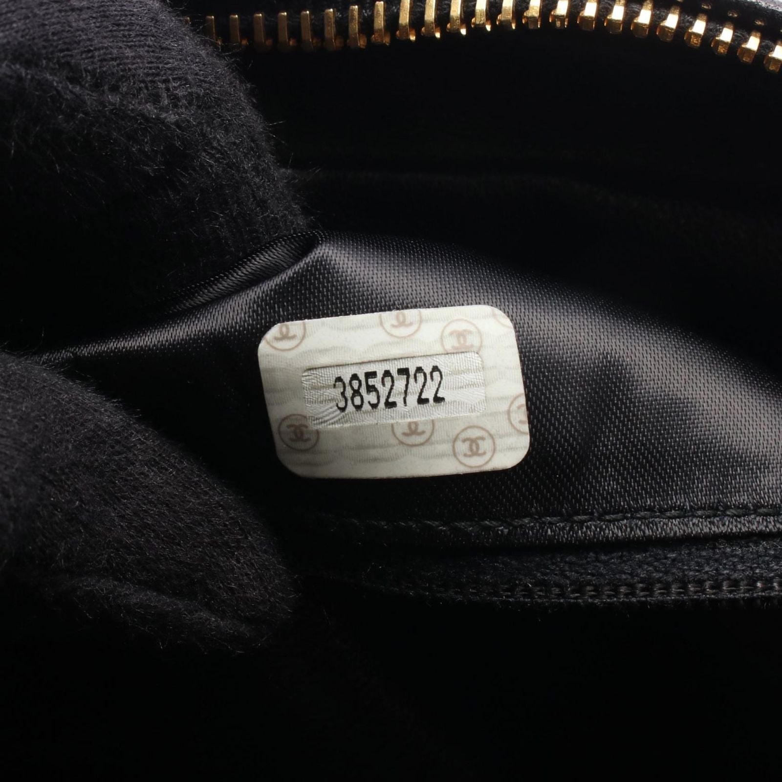 Chanel Shoulder Bag Quilted Black Lambskin Chain — view 5