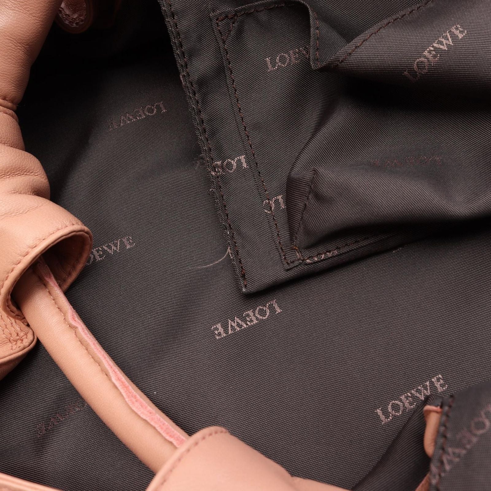 Loewe Nappa Aire Pink Leather Handbag — view 5