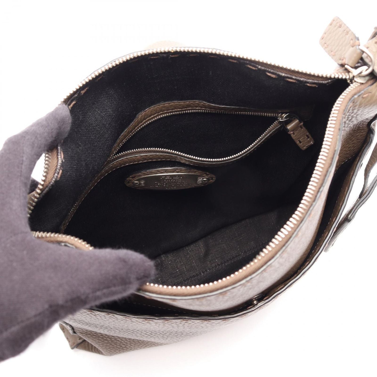 Fendi Shoulder Bag Selleria Gray Leather — view 3
