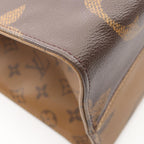 Louis Vuitton Tote Bag On The Go GM Monogram Giant Reverse 2-Way Canvas — view 7