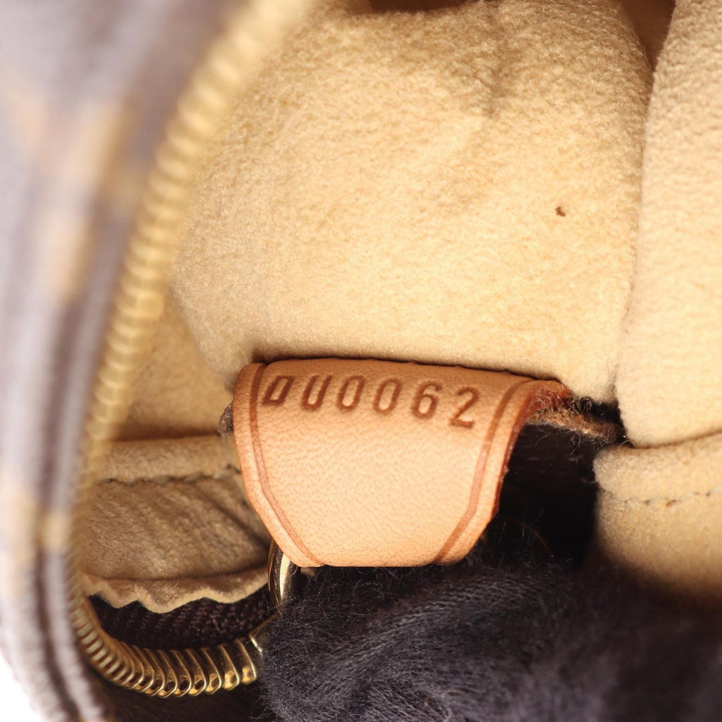 Louis Vuitton Shoulder Bag Looping GM Monogram Canvas Leather — view 5