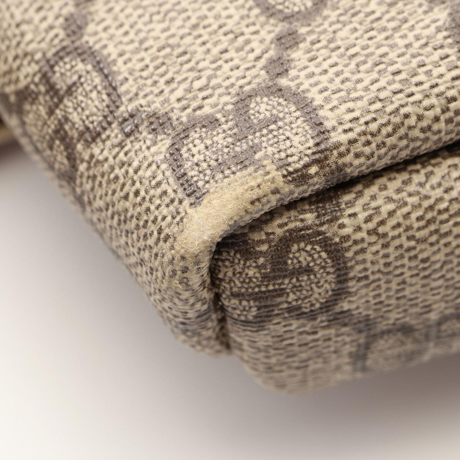 Gucci Shoulder Bag GG Supreme Beige Brown Canvas Leather — view 5