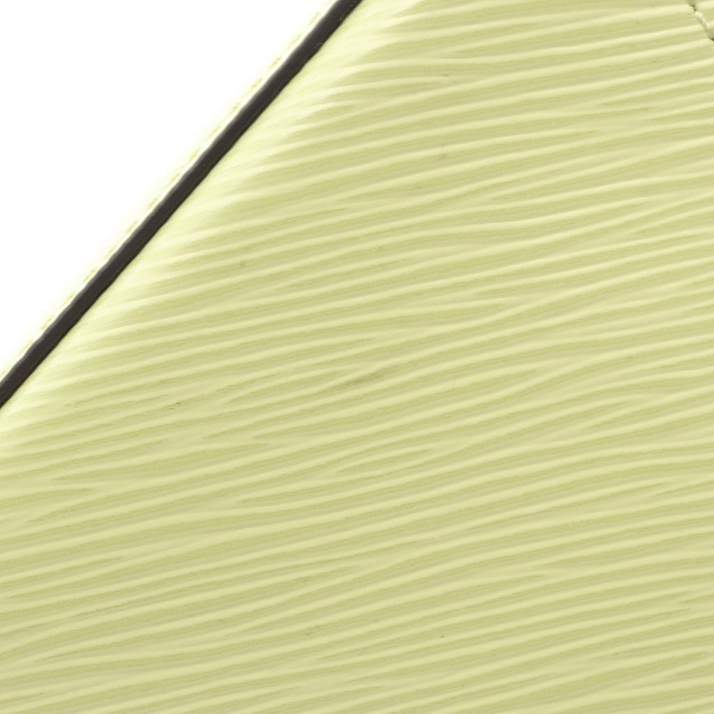 Louis Vuitton Marais Rini 2-Way Light Green Leather Bucket Bag — view 7