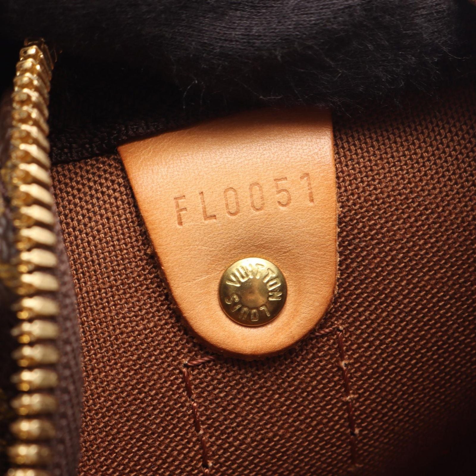 Louis Vuitton Boston Bag Keepall 55 Monogram Canvas Leather — view 5