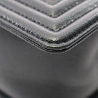 Chanel Shoulder Bag Boy Chez Blanc Stitch Black Caviar Leather Boy Chain — view 8