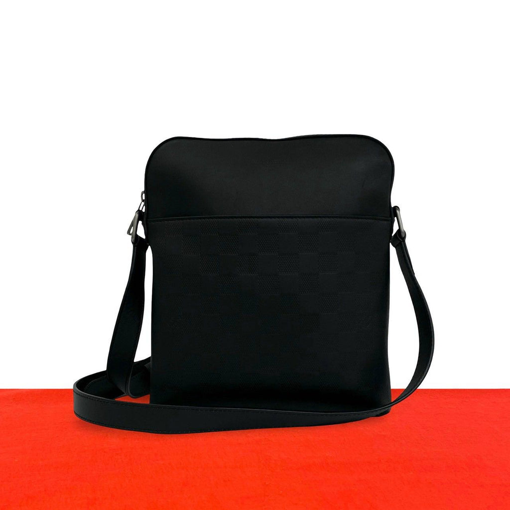 Louis Vuitton Pochette District Damier Infini Leather Shoulder Bag Black