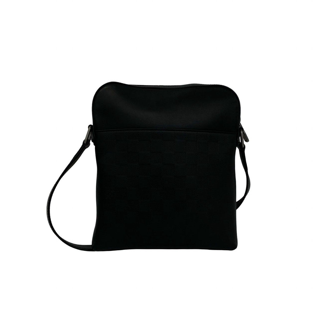 Louis Vuitton Pochette District Damier Infini Leather Shoulder Bag Black — view 3