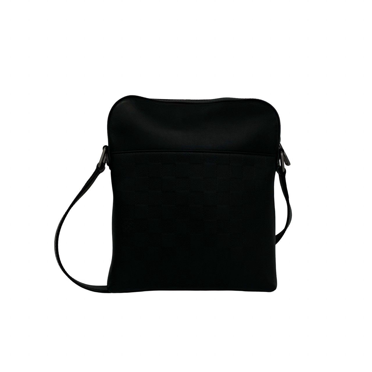 Louis Vuitton Pochette District Damier Infini Leather Shoulder Bag Black — view 3