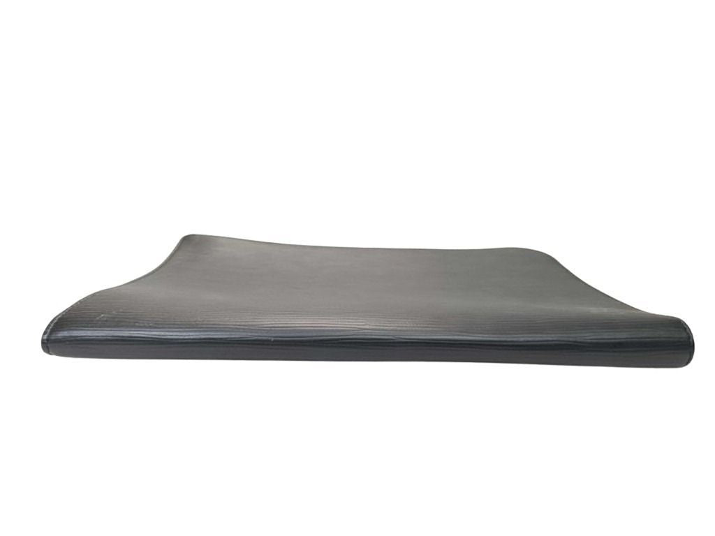 Louis Vuitton Clutch Pochette Jules PM Black Epi Silver — view 3