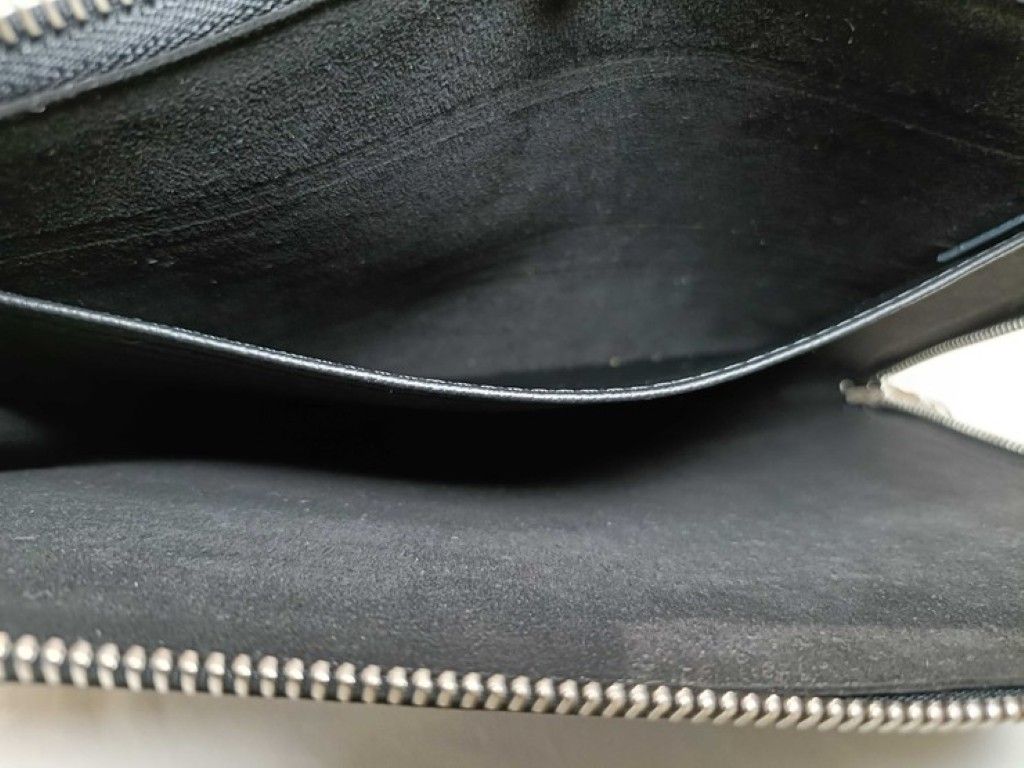 Louis Vuitton Clutch Pochette Jules PM Black Epi Silver — view 5