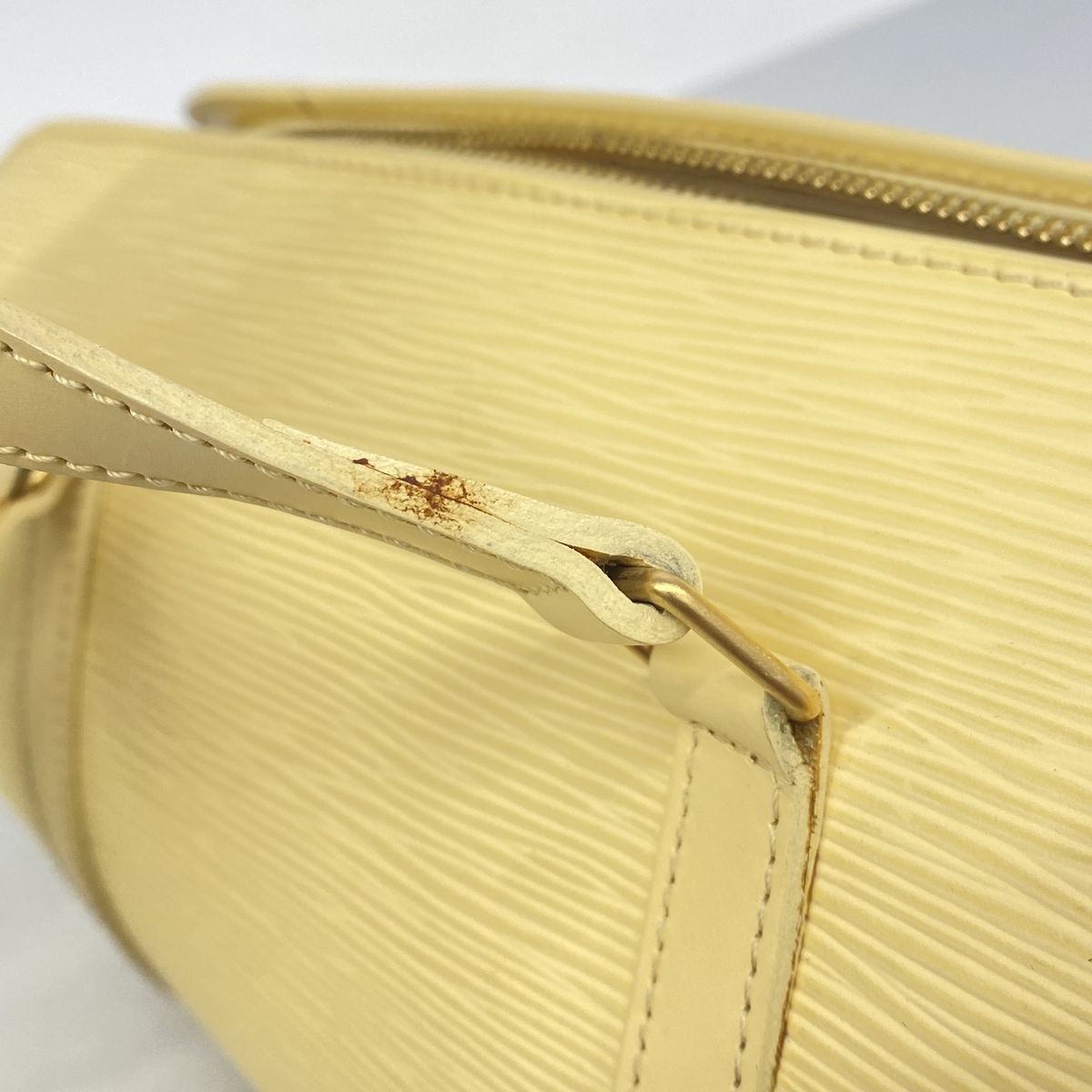 Louis Vuitton Epi Souflo Vanilla Handbag — view 7