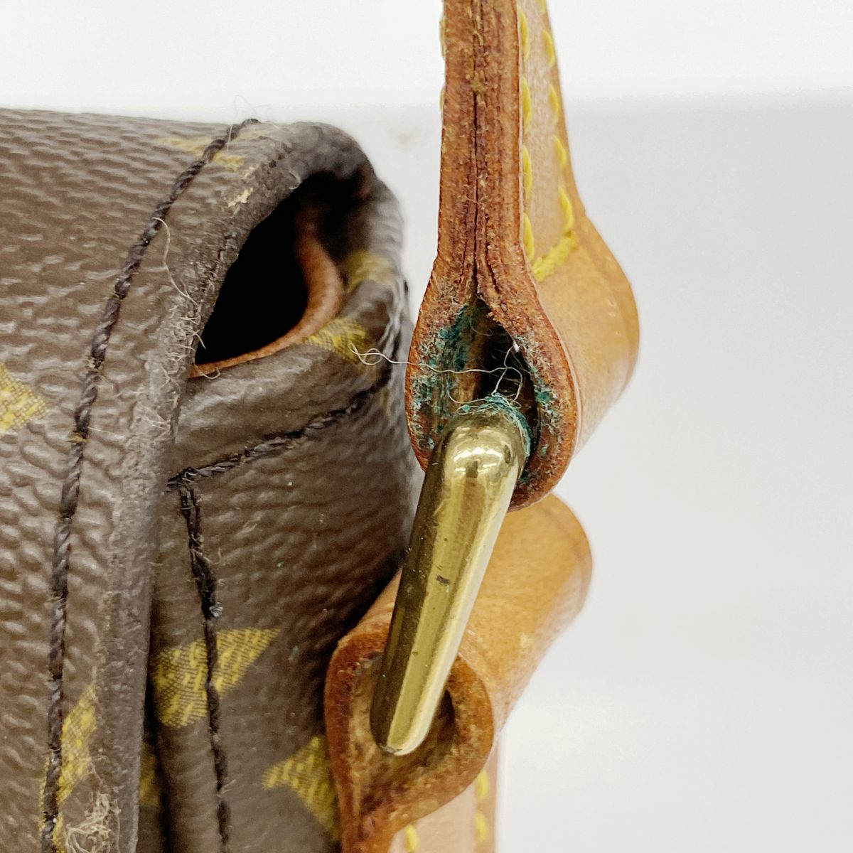 Louis Vuitton Shoulder Bag Monogram Cite MM Brown — view 6