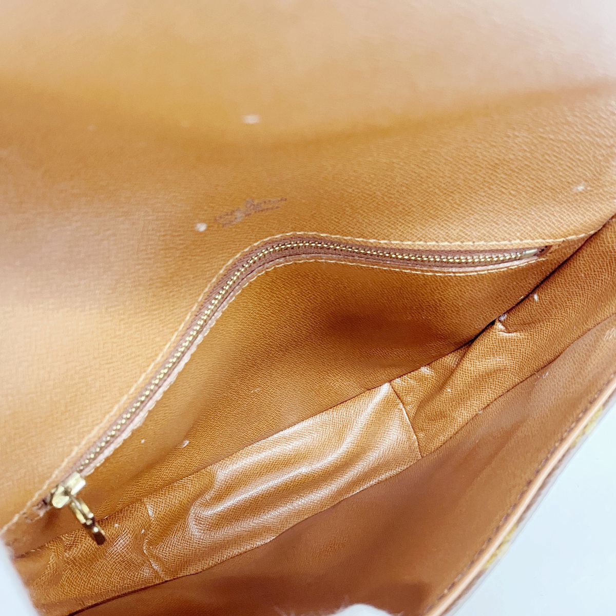 Louis Vuitton Shoulder Bag Monogram Cite MM Brown — view 4