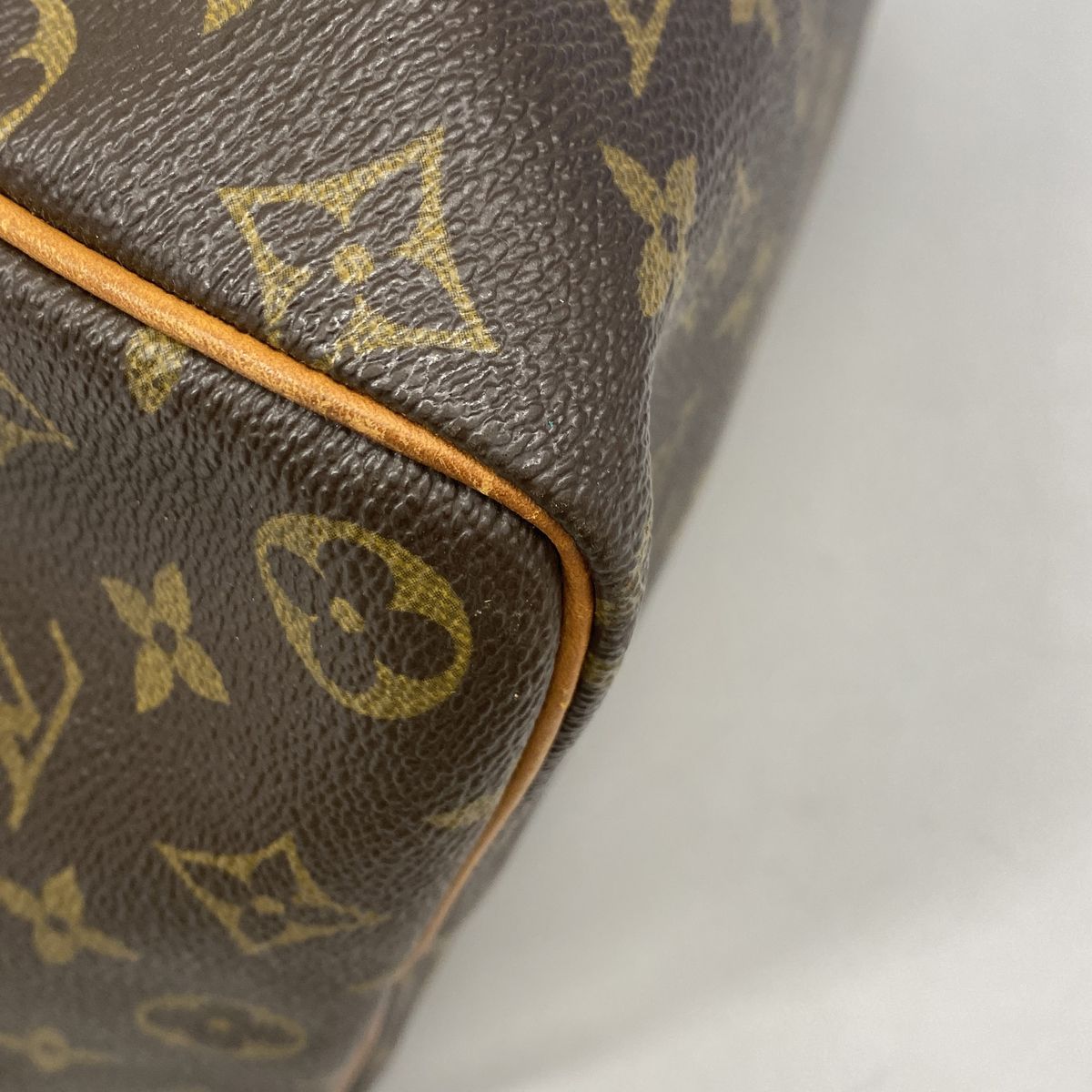 Louis Vuitton Monogram Speedy 40 Brown Handbag — view 7