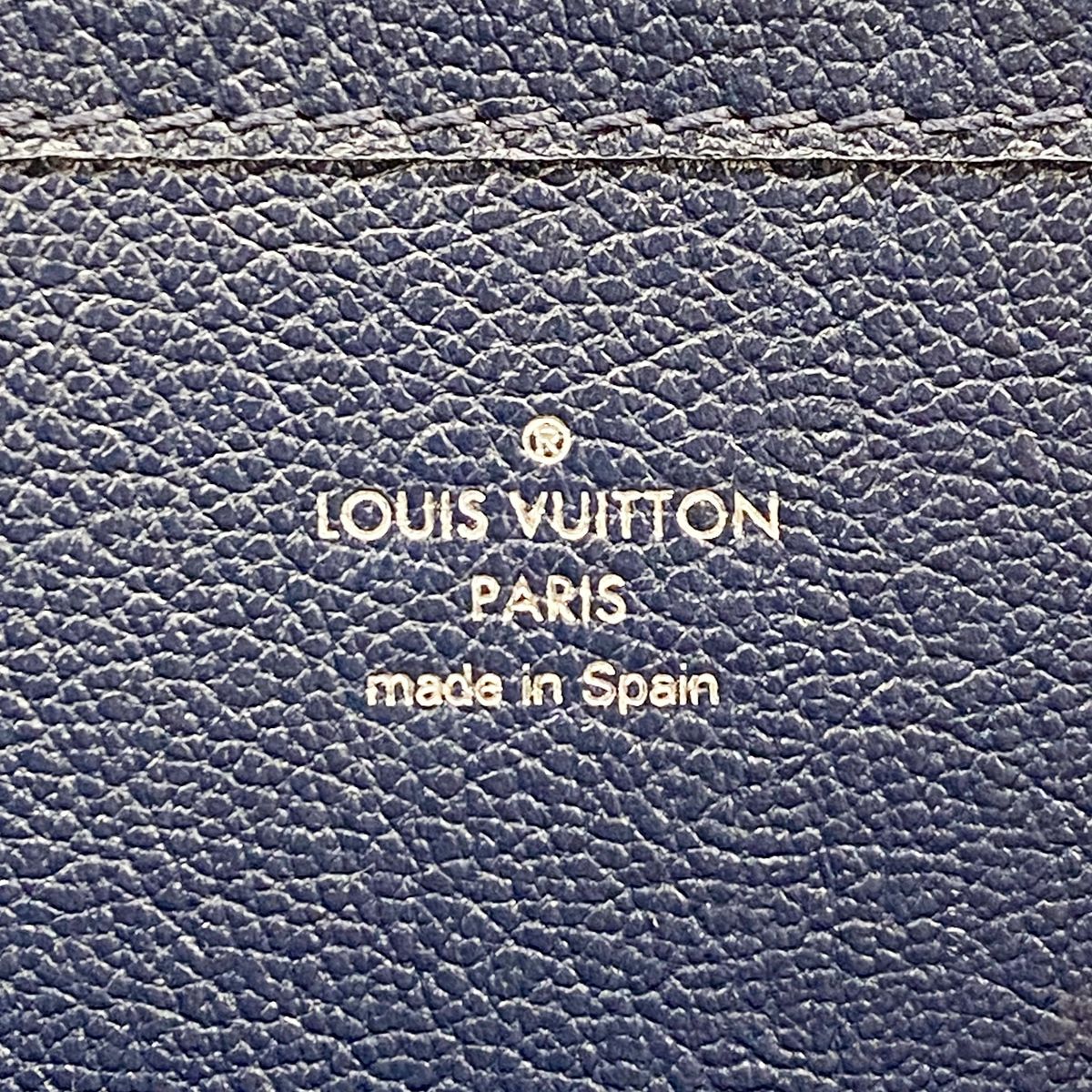 Louis Vuitton Tote Bag Taurillon Cabas Voyage NV Navy — view 5
