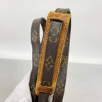 Louis Vuitton Shoulder Bag Monogram Amazon Brown — view 7