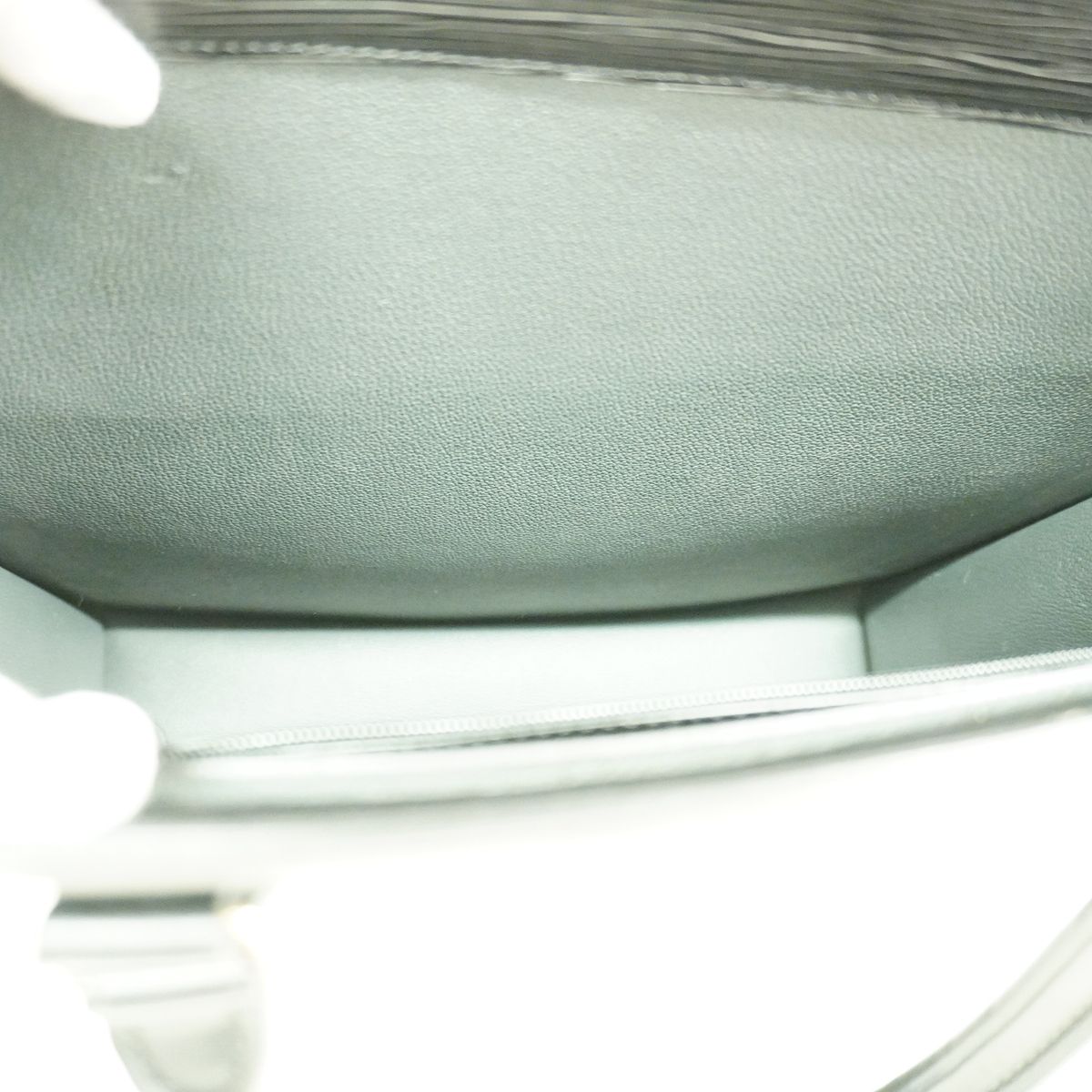 Louis Vuitton Tote Bag Epi Sac Plat Noir — view 4