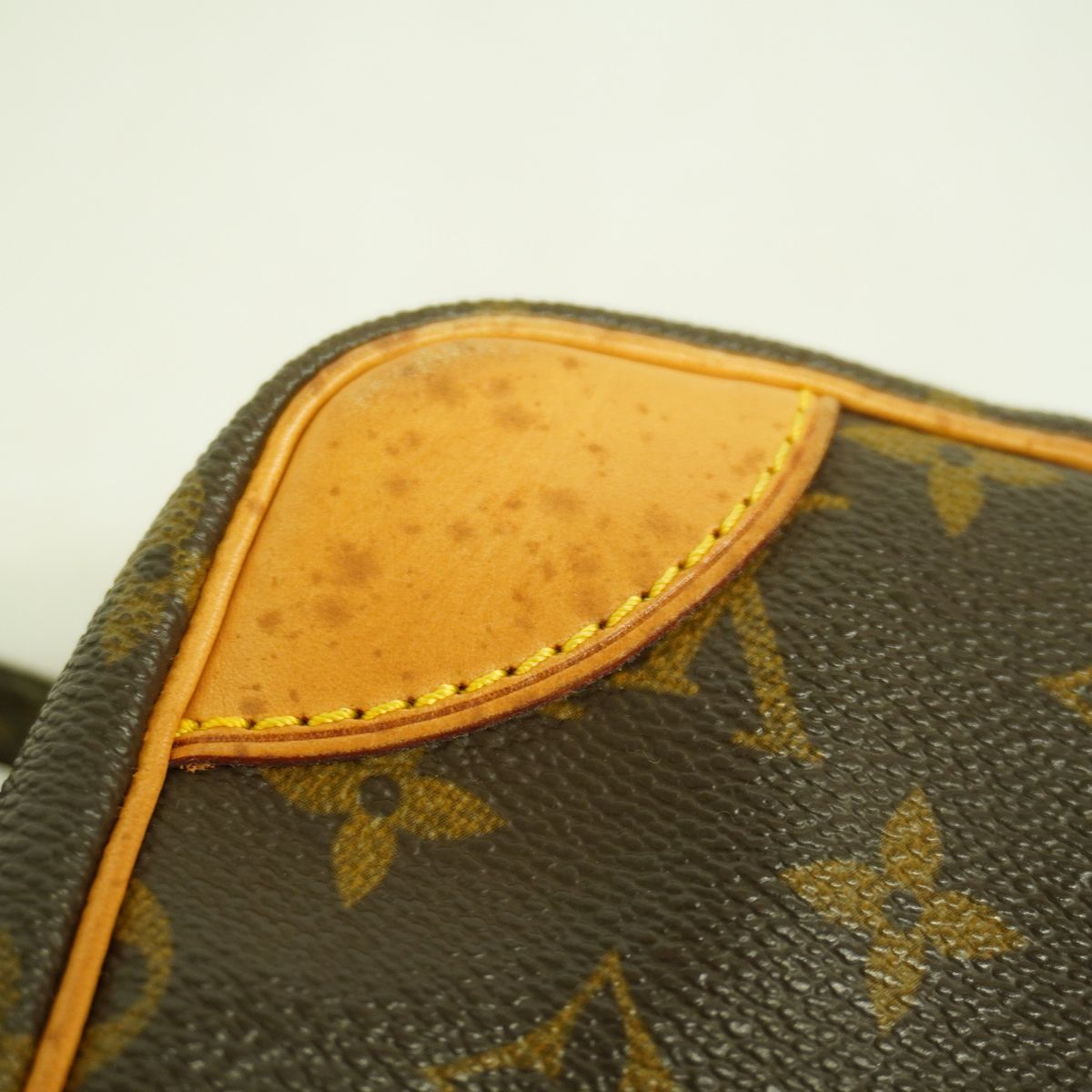 Louis Vuitton Shoulder Bag Monogram Danube Brown — view 7