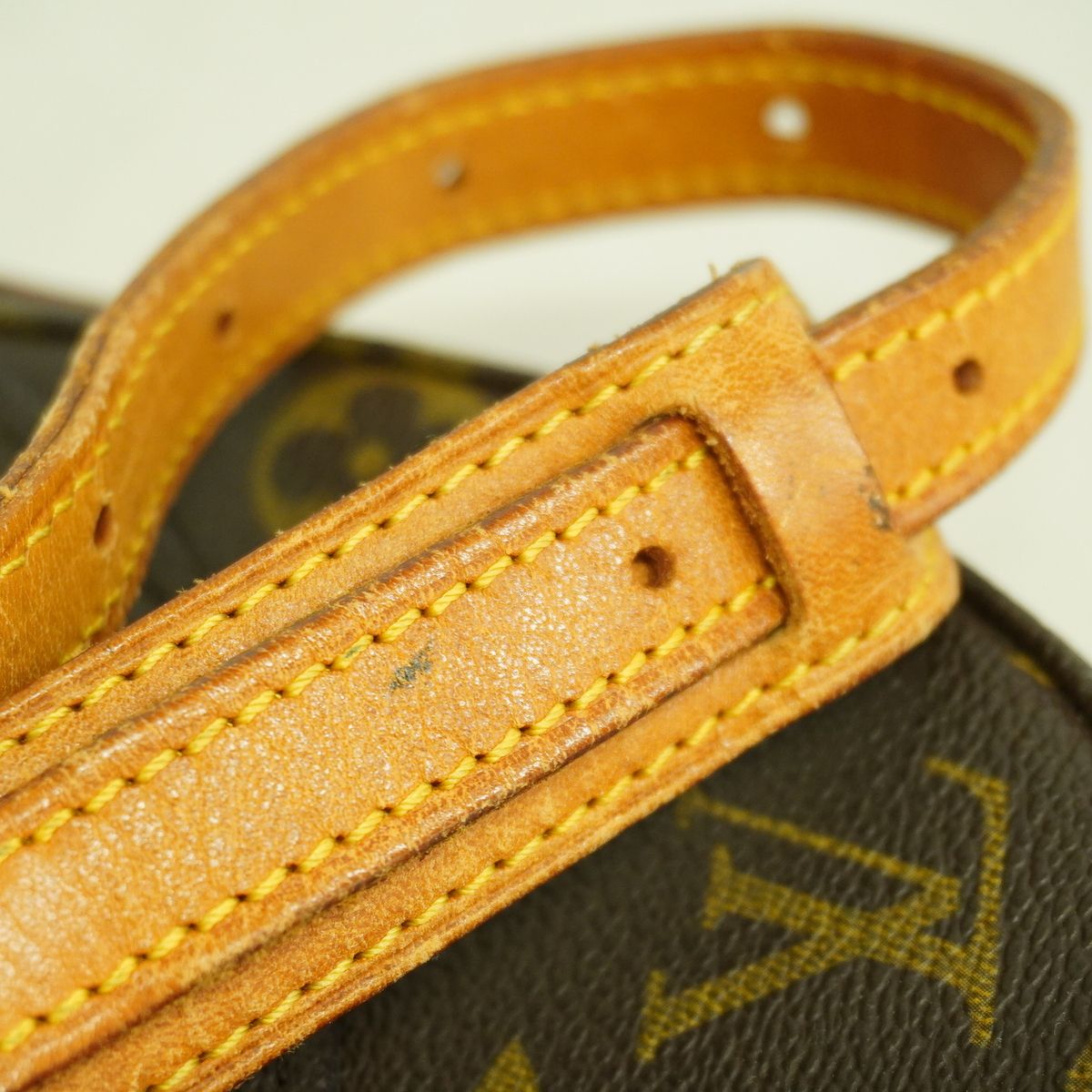 Louis Vuitton Shoulder Bag Monogram Cite PM Brown — view 7