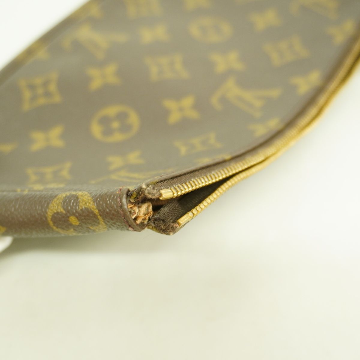 Louis Vuitton Pouch Monogram Pochette Ascending Soir Brown — view 7