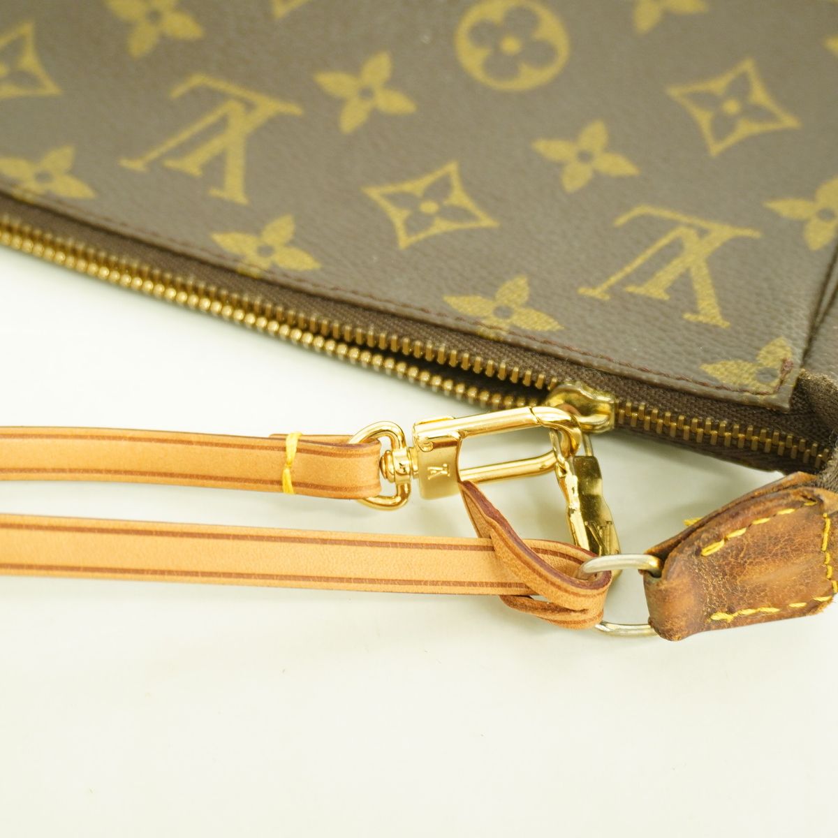 Louis Vuitton Pouch Monogram Pochette Ascending Soir Brown — view 8