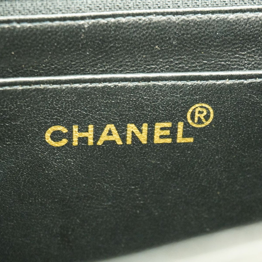 Chanel Shoulder Bag Maxi Quilted Lambskin Black Gold — view 5