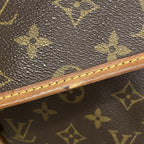 Louis Vuitton Shoulder Bag Monogram Saumur 35 Brown — view 7