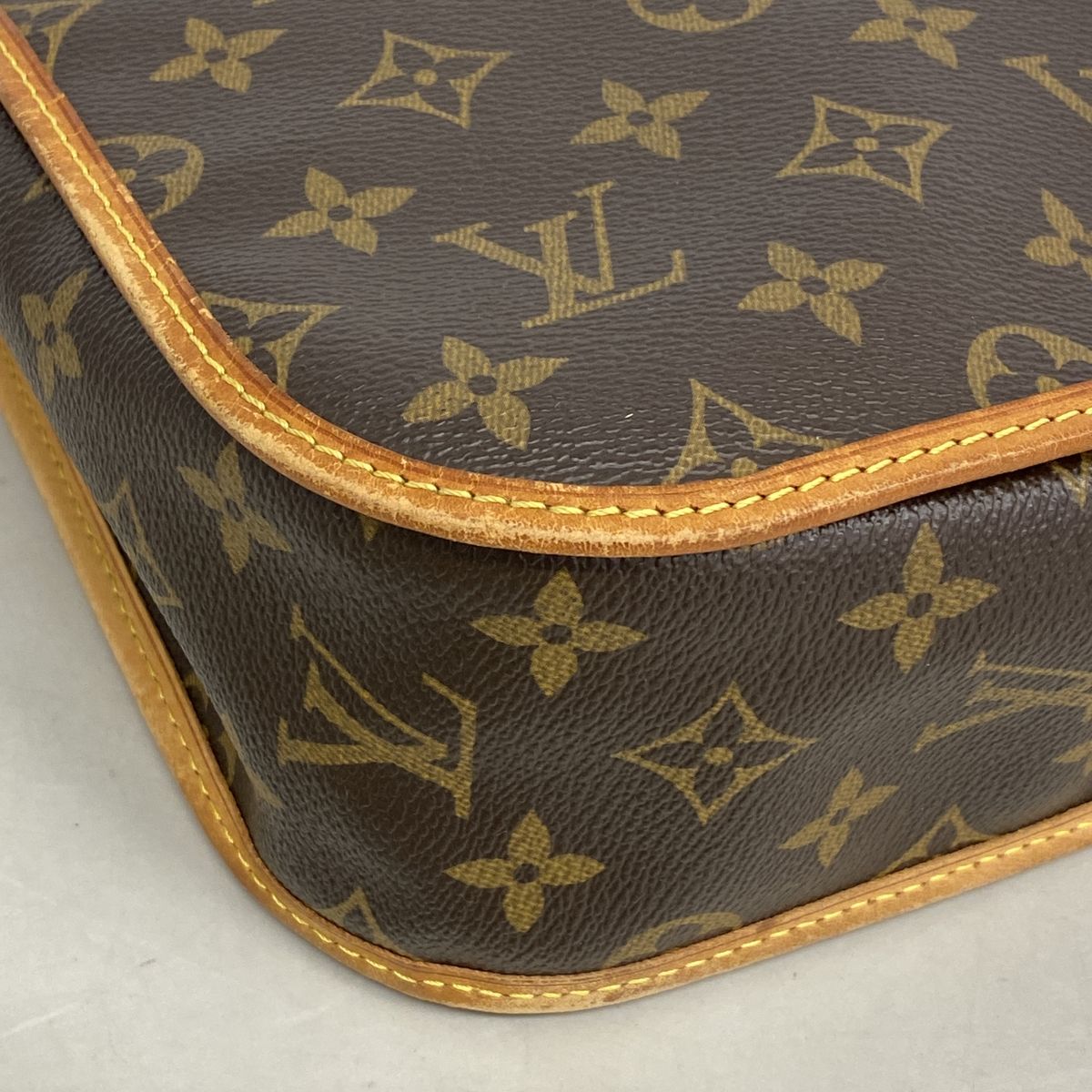 Louis Vuitton Shoulder Bag Monogram Messenger Bosfall PM Brown — view 8