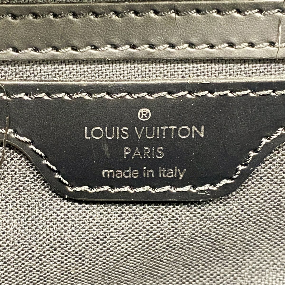 Louis Vuitton Shoulder Bag Taiga Reporter Ardoise — view 5