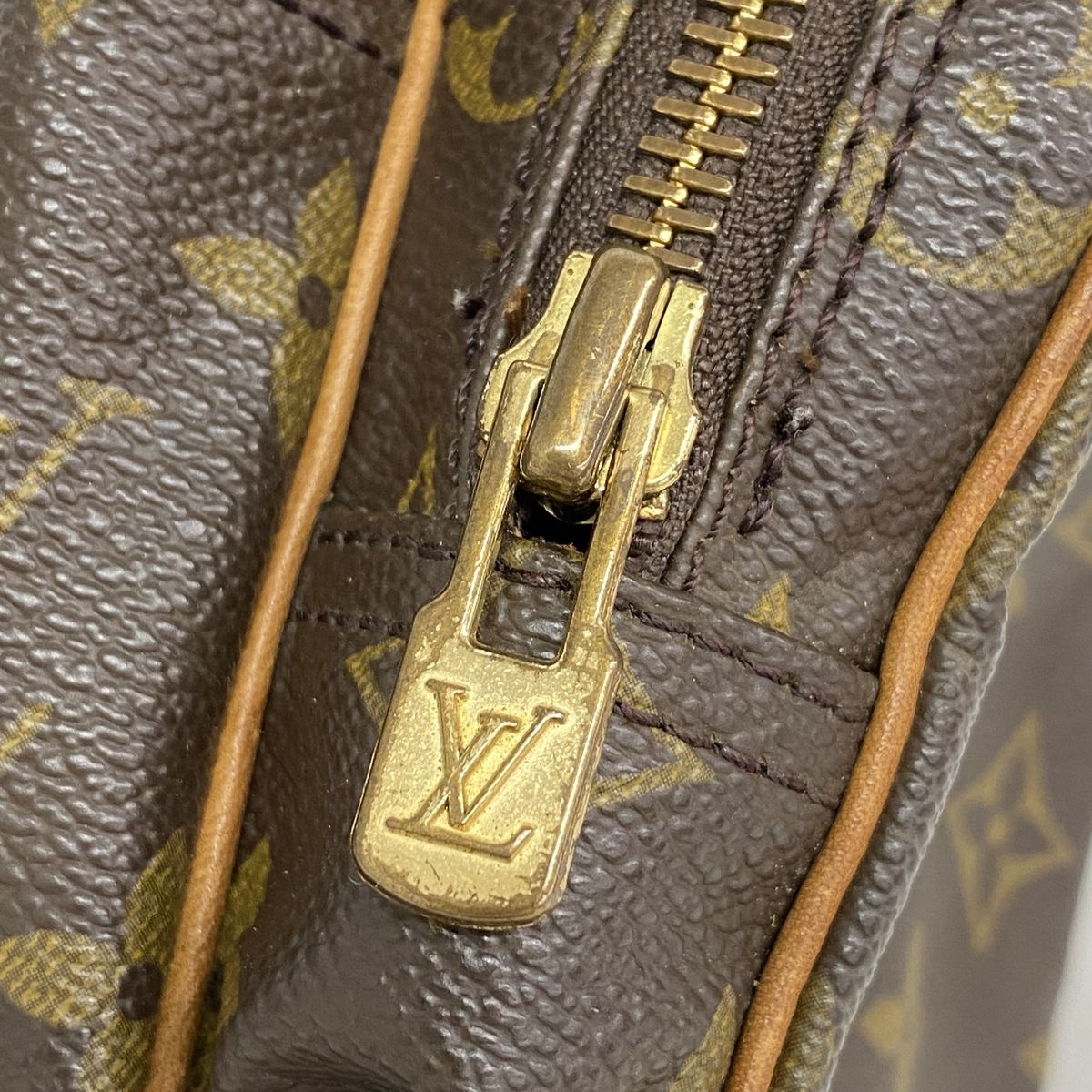 Louis Vuitton Shoulder Bag Monogram Mini Amazon Brown — view 8