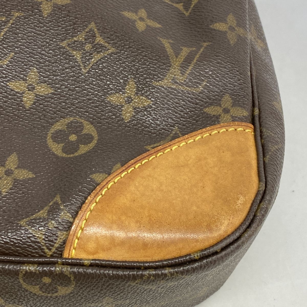 Louis Vuitton Shoulder Bag Monogram Boulogne 30 Brown — view 7