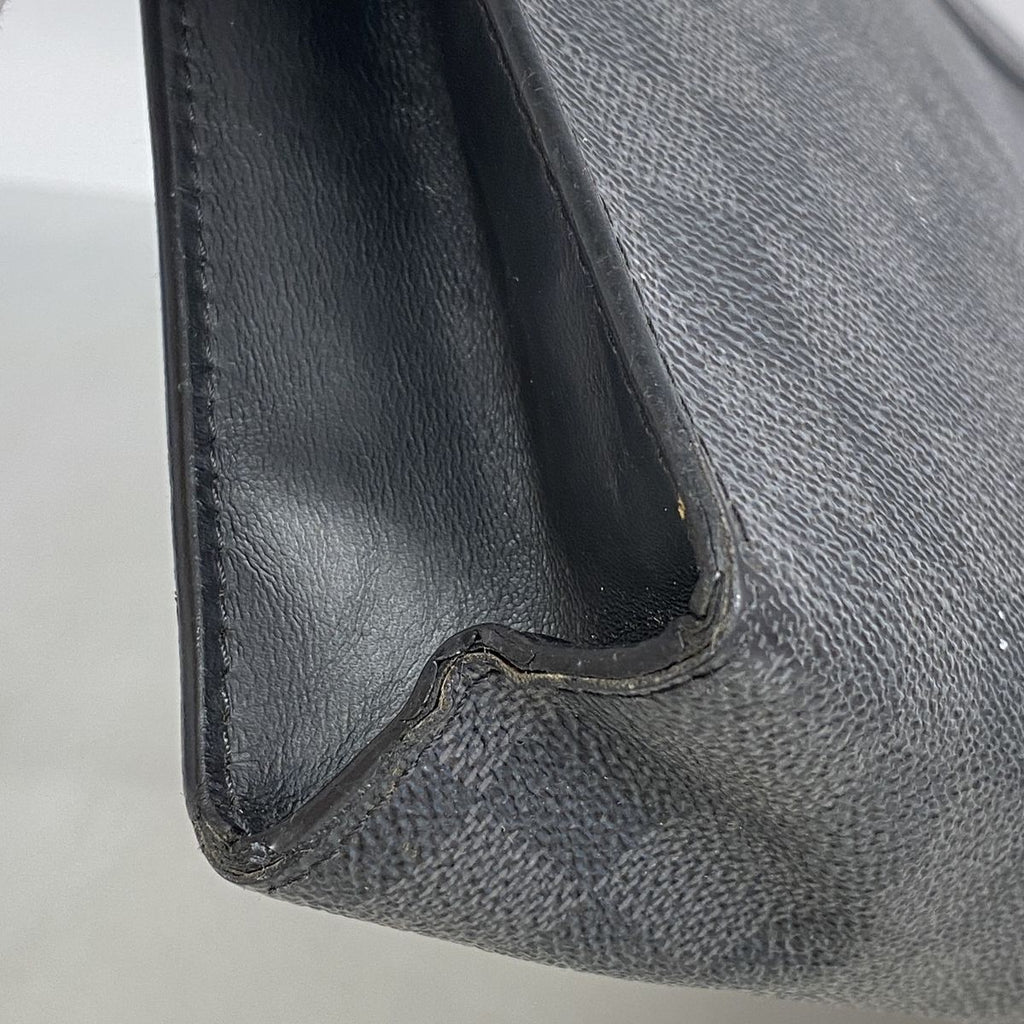 Louis Vuitton Clutch Damier Graphite Pochette Voyage MM Black Gray — view 7