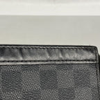 Louis Vuitton Clutch Damier Graphite Pochette Voyage MM Black Gray — view 8