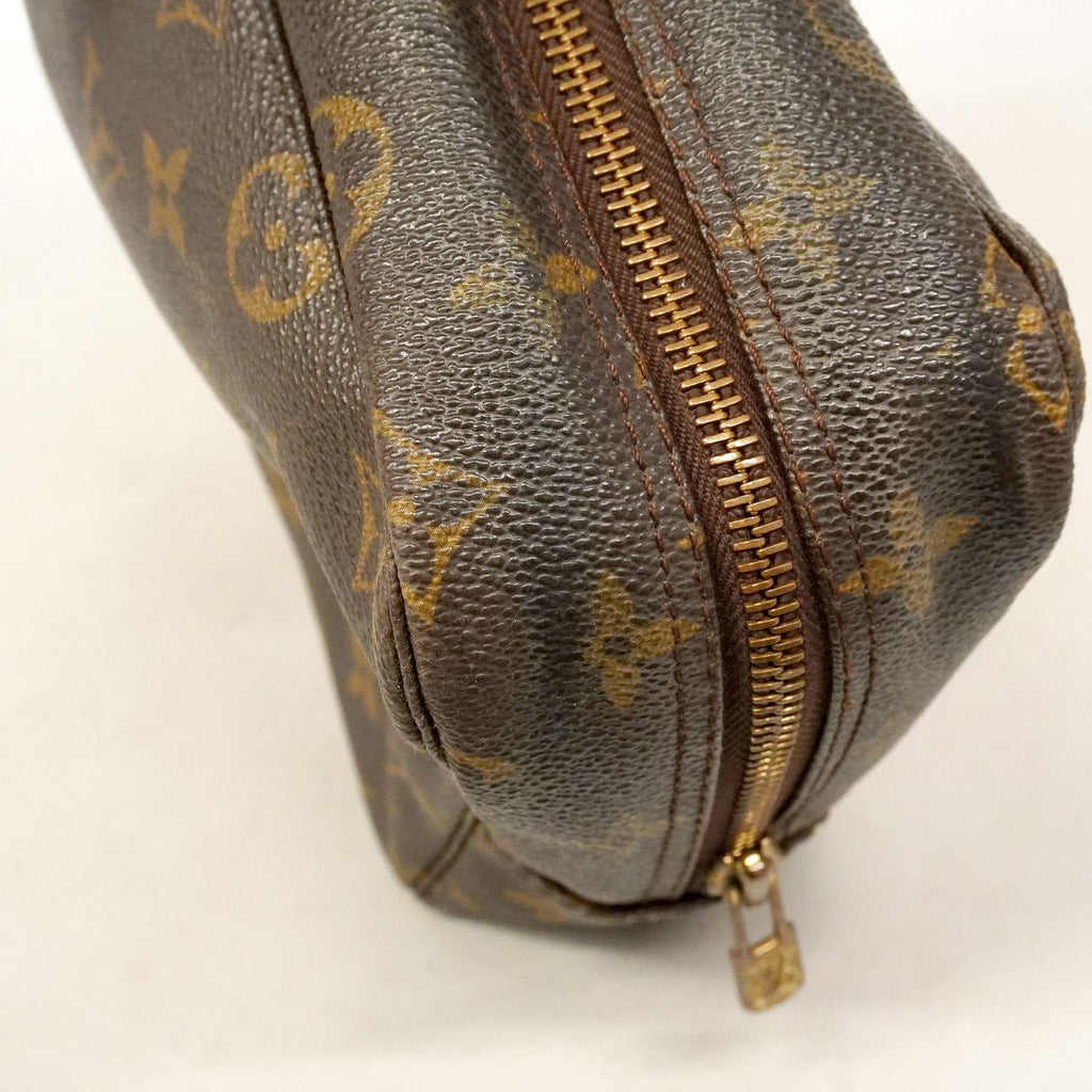 Louis Vuitton Pouch Monogram Trousse Toilet 28 Brown — view 8